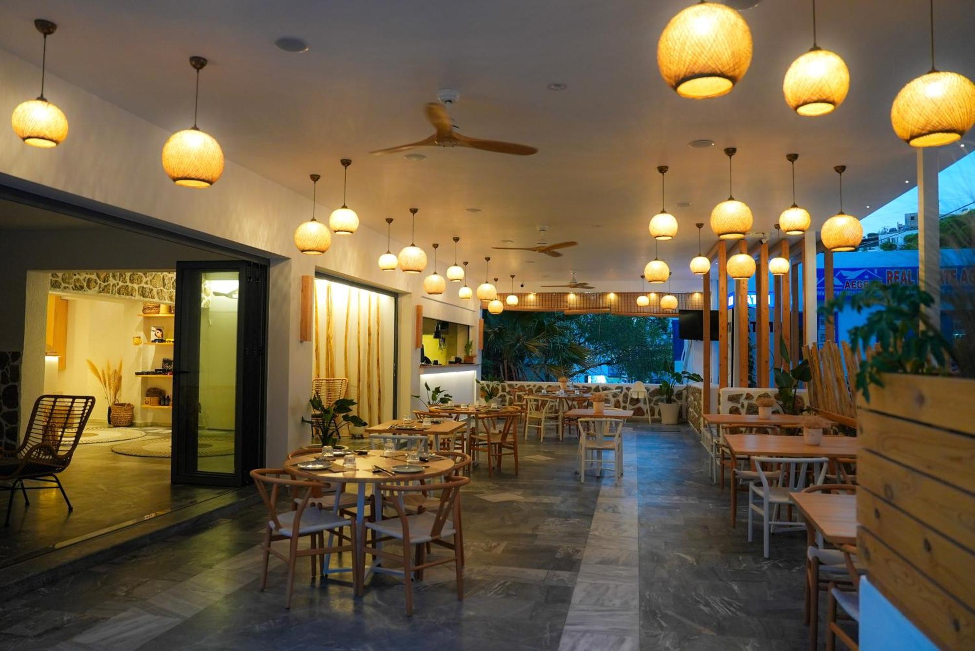 Spongia Hotel Suites & Spa Миртеа Экстерьер фото